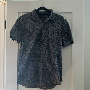 JOHN VARVATOS Button Up Mens Medium